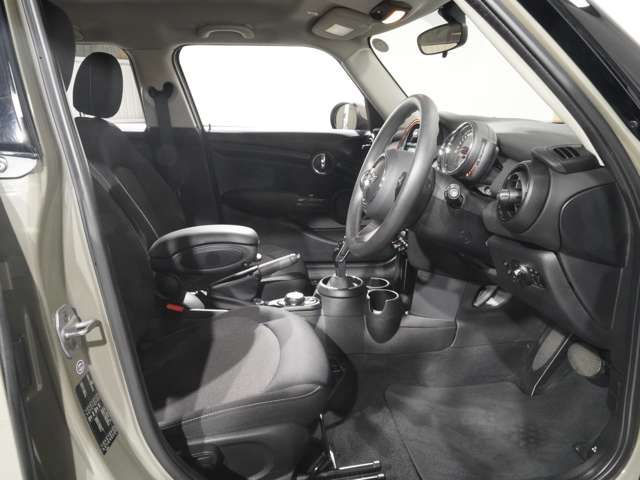 MINI ONE 5DOOR