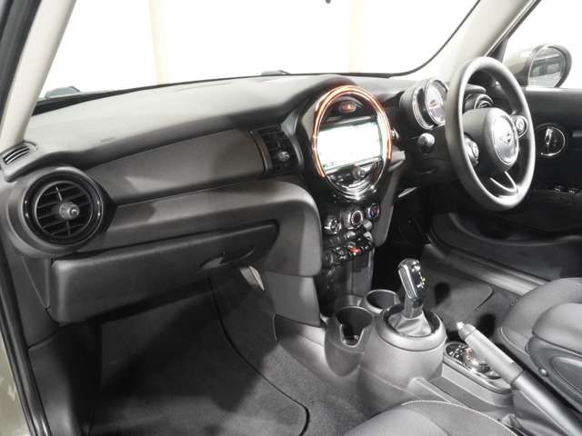 MINI ONE 5DOOR