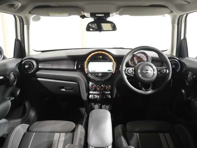 BMW MINI COOPER SD 5DOOR
