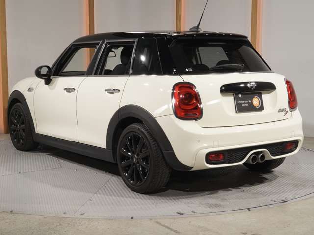 BMW MINI COOPER SD 5DOOR