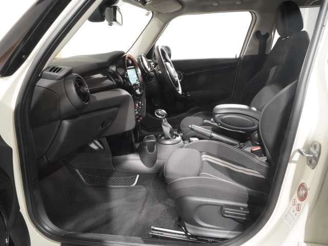BMW MINI COOPER SD 5DOOR