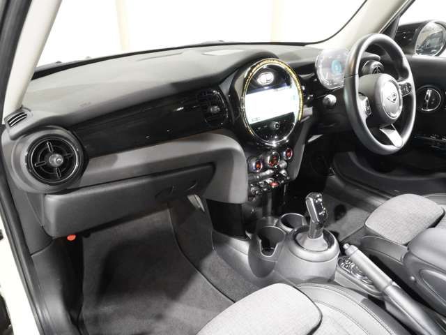 MINI COOPER SD 5DOOR