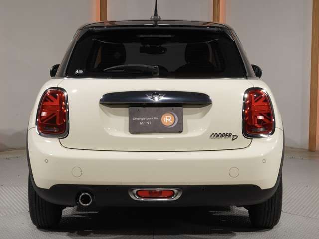 MINI COOPER D 5DOOR