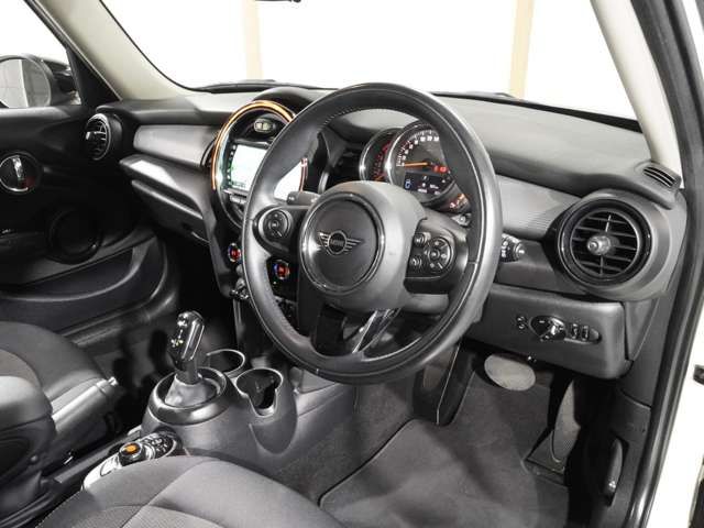 MINI COOPER D 5DOOR