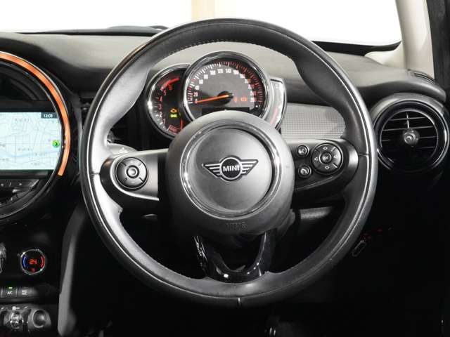 MINI COOPER D 5DOOR