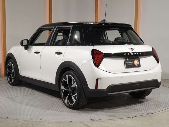 MINI COOPER 5DOOR