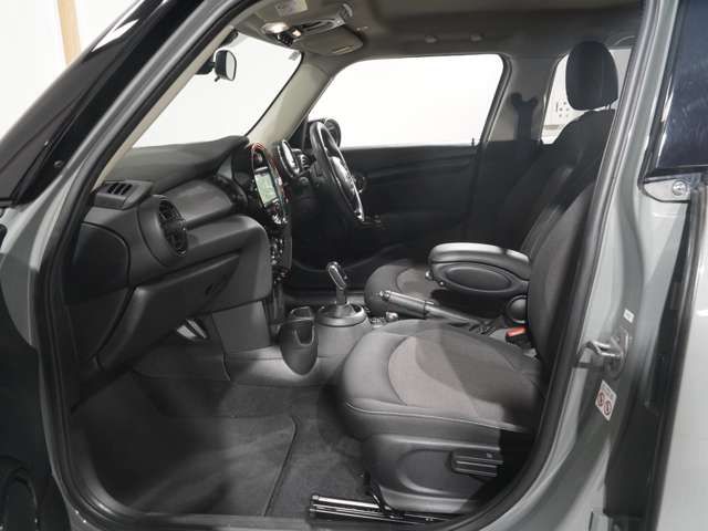 MINI COOPER 5DOOR