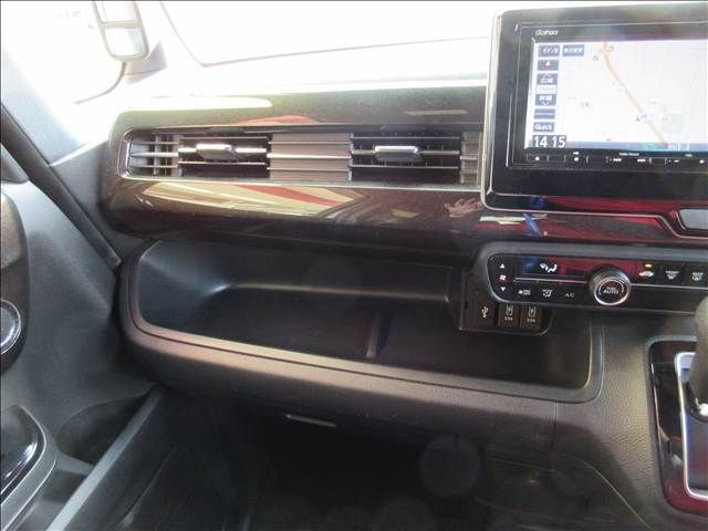 N-BOX CUSTOM