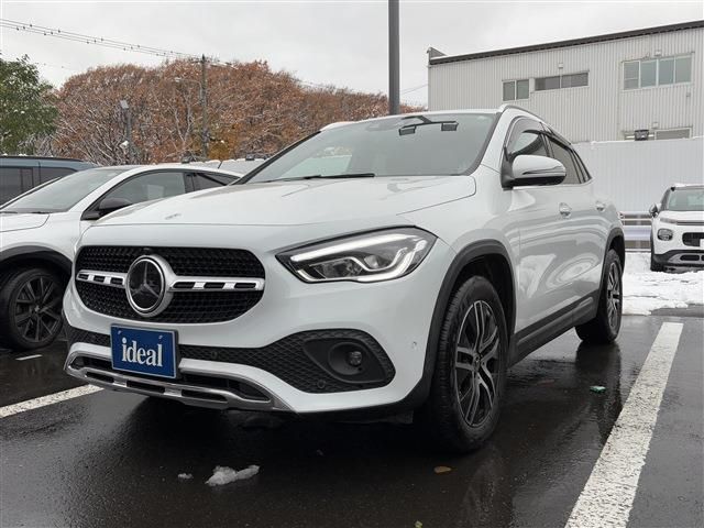 MERCEDES BENZ GLA class