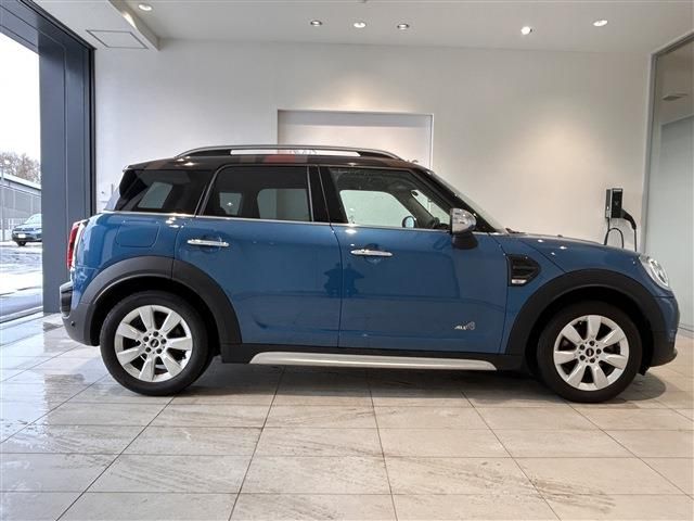 BMW MINI COOPER D CROSSOVER