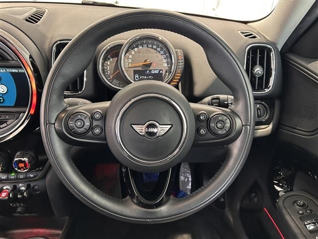BMW MINI COOPER D CROSSOVER