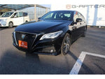 CROWN sedan hybrid