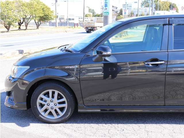 COROLLA FIELDER HYBRID