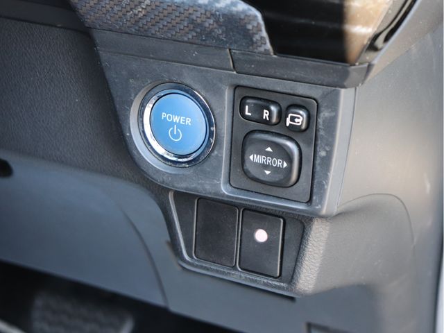 COROLLA FIELDER HYBRID