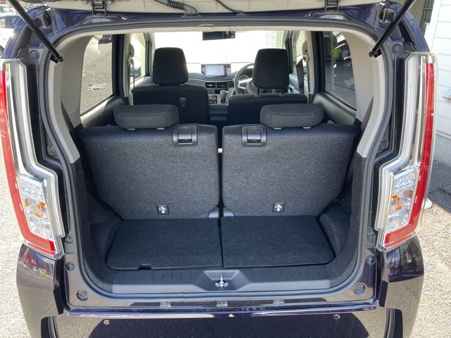 MOVE CUSTOM
