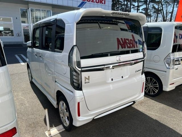 N-BOX CUSTOM 4WD