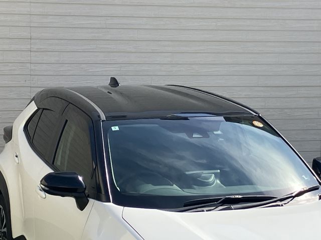 YARIS CROSS HYBRID
