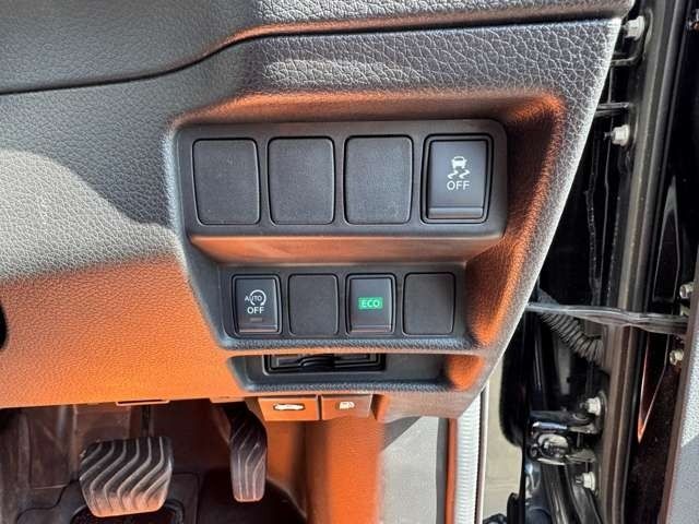 X-TRAIL 2WD