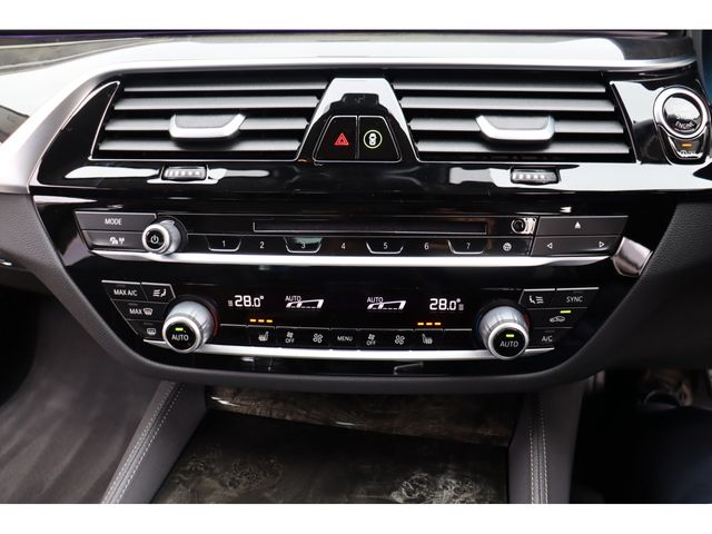 BMW 5 Series sedan