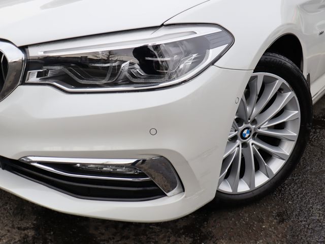 BMW 5 Series sedan