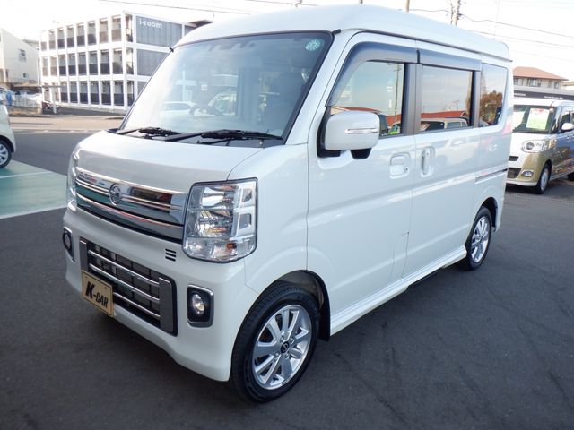 NV100 CLIPPER RIO