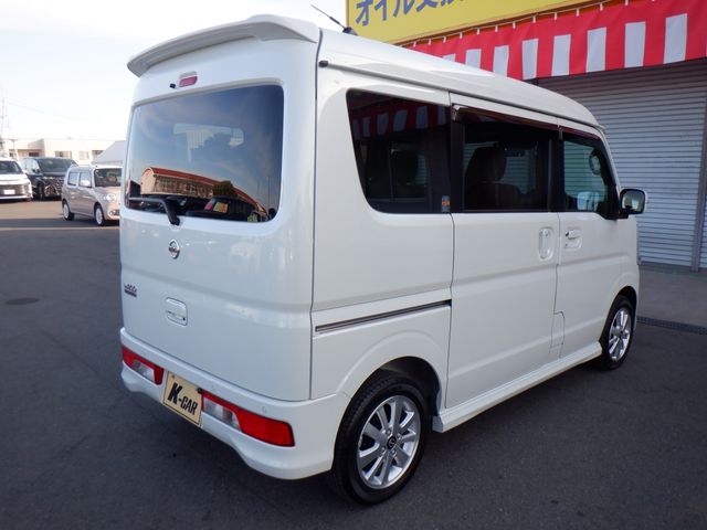 NV100 CLIPPER RIO