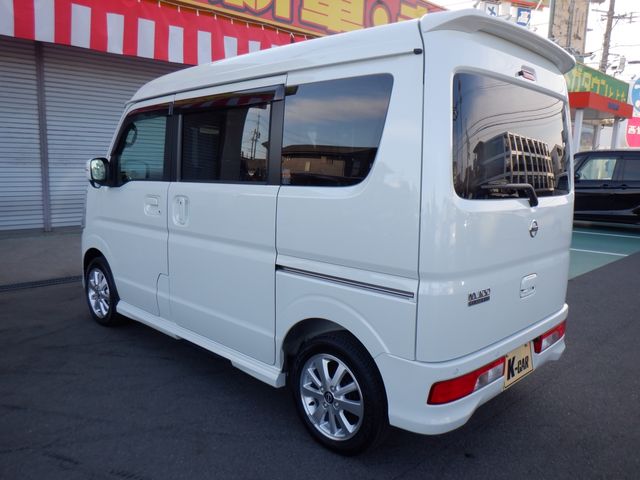 NV100 CLIPPER RIO