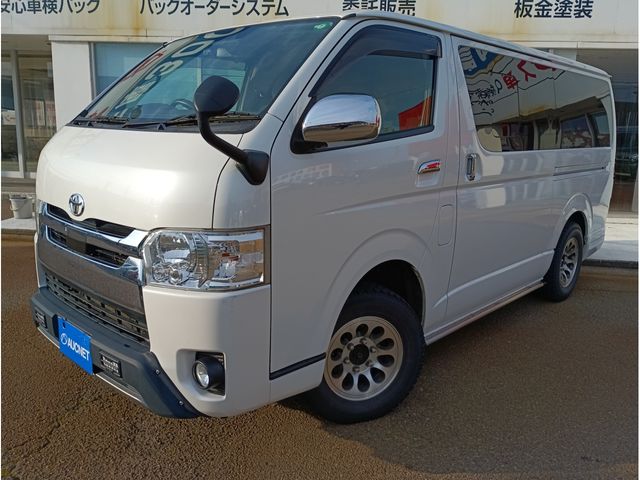 REGIUSACE van 4WD