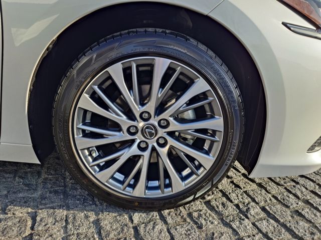 LEXUS ES300h