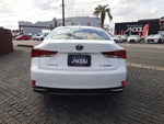 LEXUS IS300h
