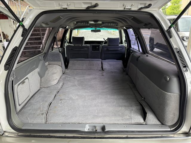 CROWN WAGON