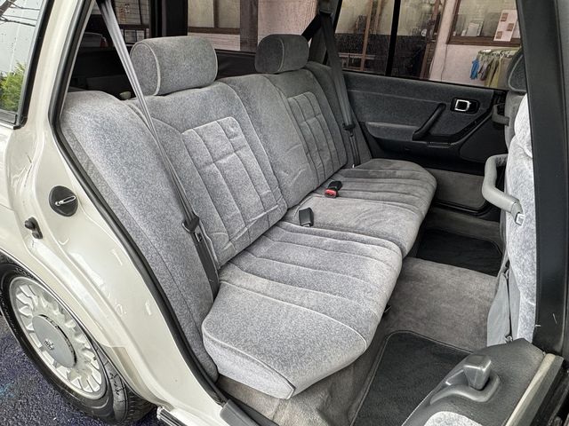 CROWN WAGON