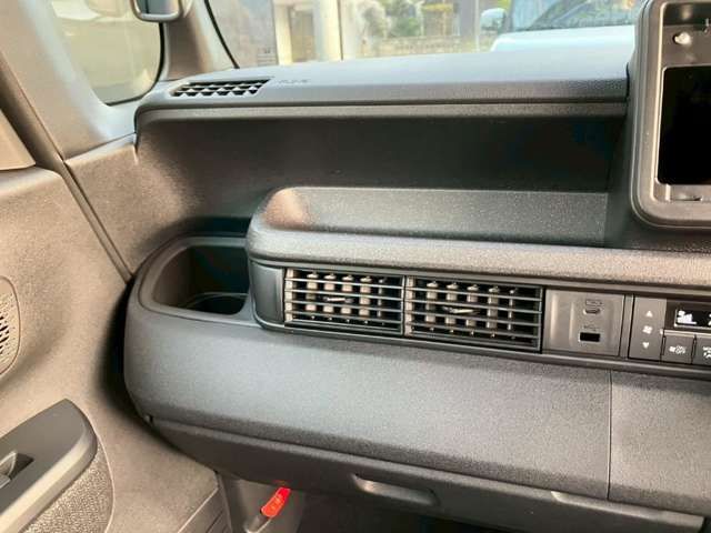 N-BOX CUSTOM