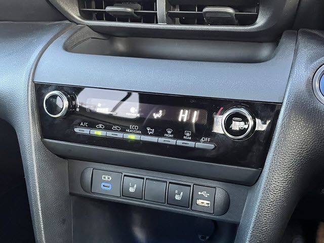 YARIS CROSS HYBRID