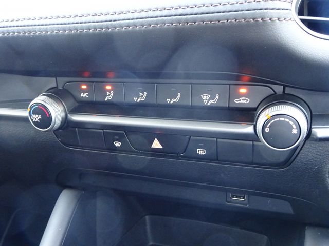 MAZDA3 SEDAN