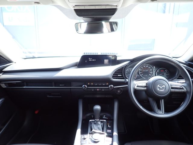 MAZDA3 SEDAN