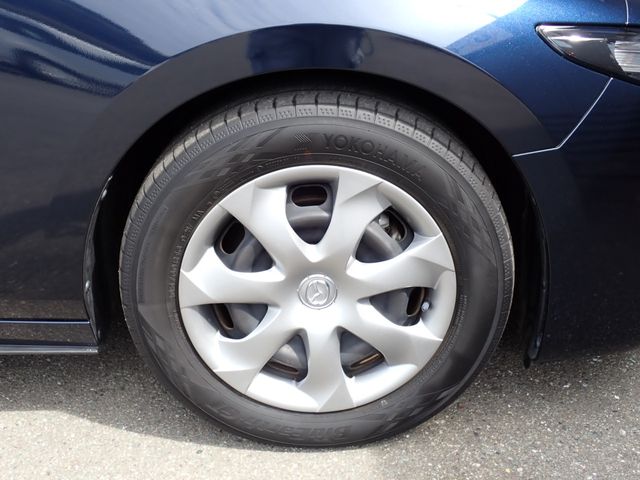 MAZDA3 SEDAN