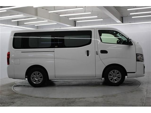 CARAVAN van 2WD