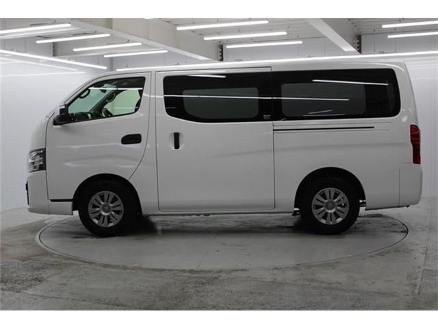 CARAVAN van 2WD