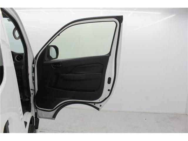 CARAVAN van 2WD