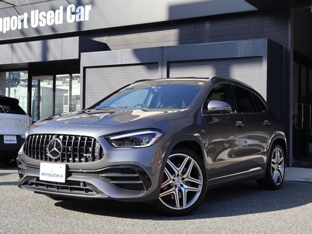 MERCEDES AMG GLA class