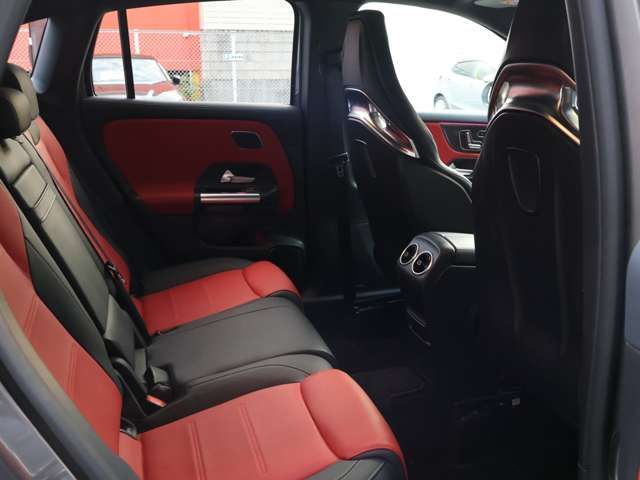 MERCEDES AMG GLA class