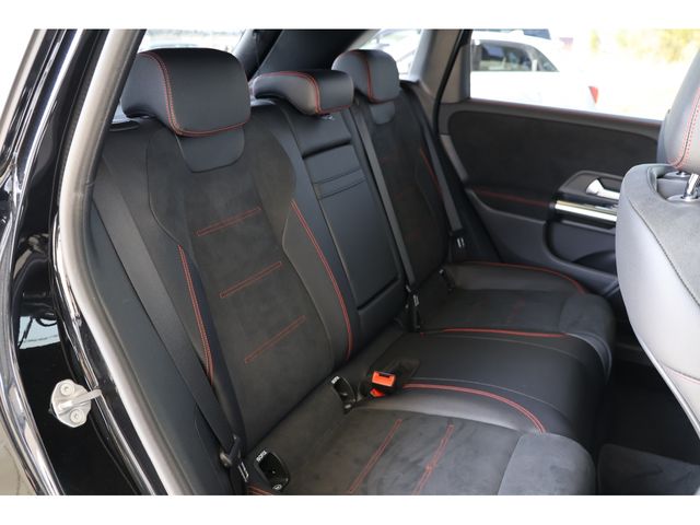 MERCEDES BENZ B class