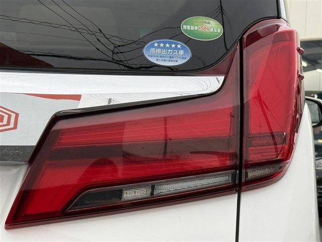 ALPHARD hybrid 4WD