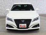 CROWN sedan hybrid