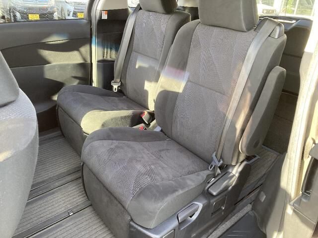 ESTIMA 4WD
