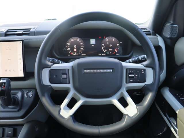 ROVER DEFENDER