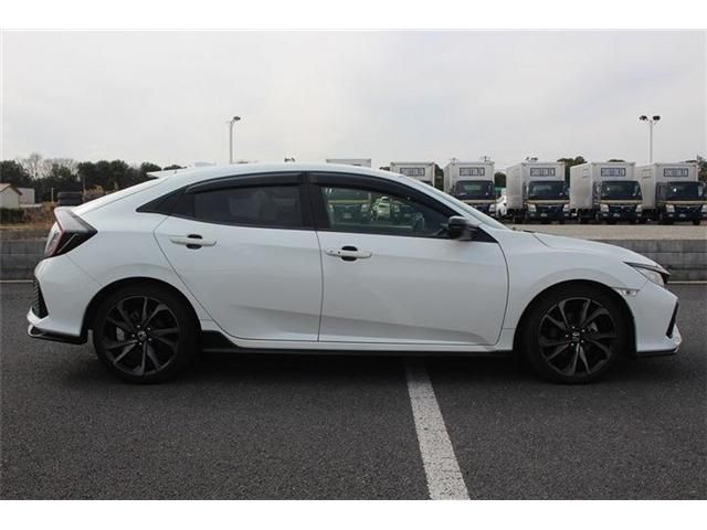 CIVIC hatchback
