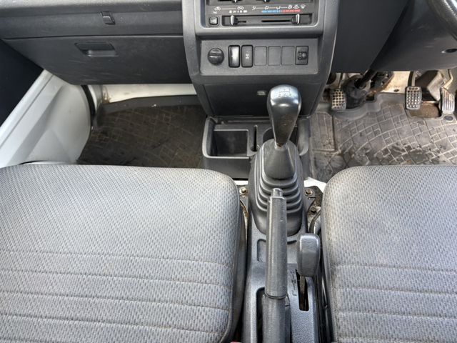 SAMBAR truck 4WD