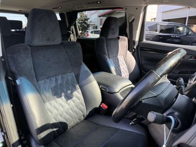 VELLFIRE  HYBRID 4WD